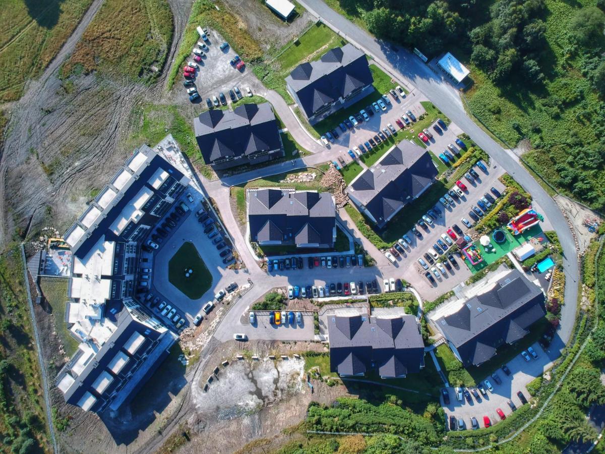 Apartament Czarna Gora Livigno Sienna  Bagian luar foto